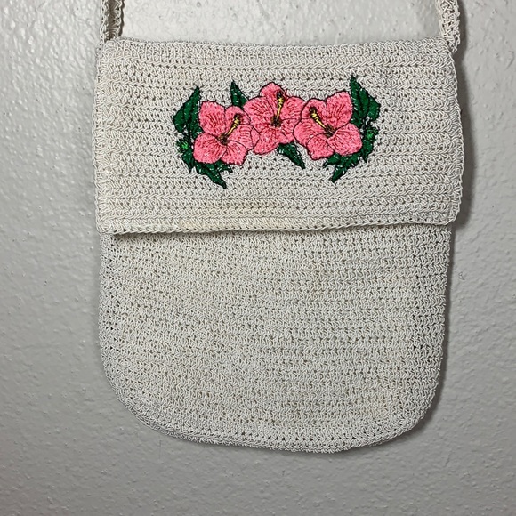 Vintage boho woven pearly white crossbody bag pink green floral embroidery - Picture 4 of 14